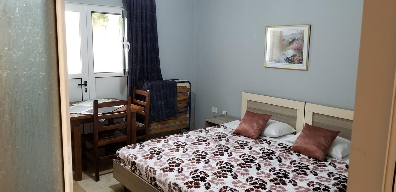 Berti Apartment Vlorë Extérieur photo
