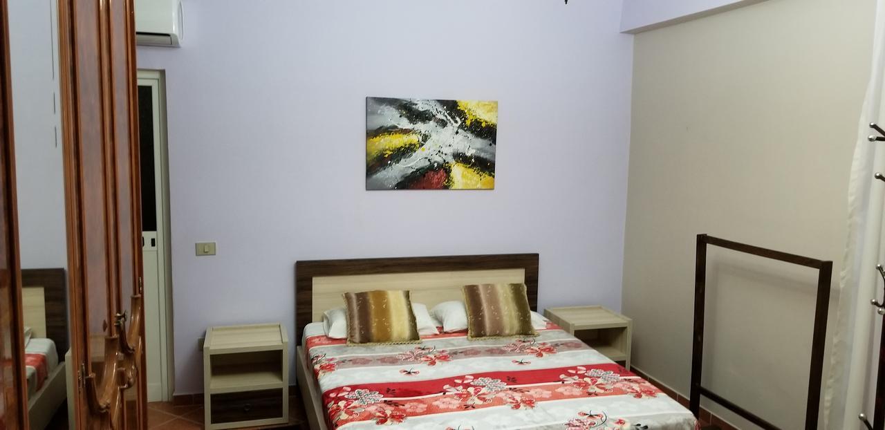 Berti Apartment Vlorë Extérieur photo